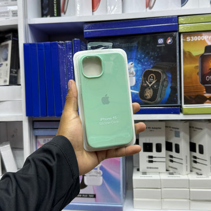 iPhone 15