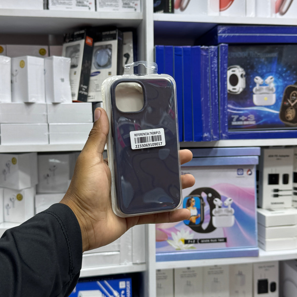 iPhone 15
