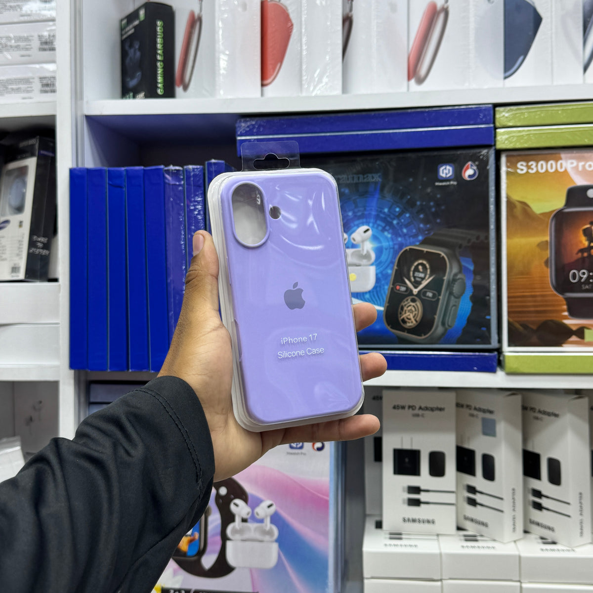 iPhone 17