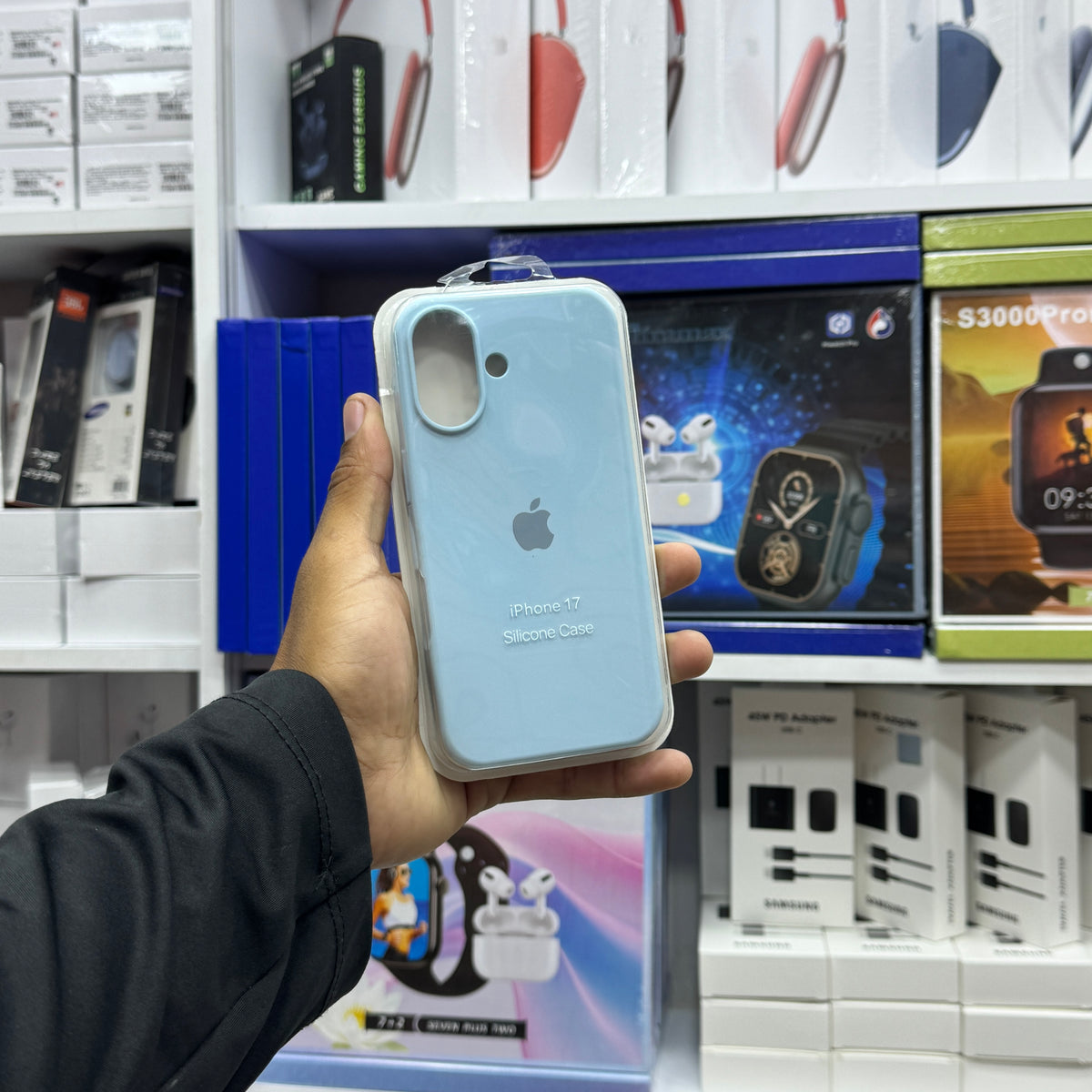 iPhone 17